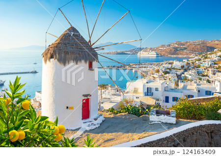 Beautiful view of Mykonos town, Cyclades islands, Greece 124163409