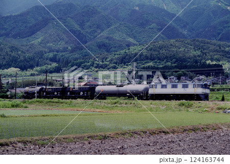 1993年 飯田線を走るED6217貨物列車 1993年 飯田線を走るED6217貨物列車 124163744