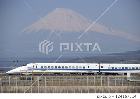 東海道新幹線　三島－新富士　JR西日本　700系　B5編成（博多）　ひかり　のぞみ　こだま 124167514