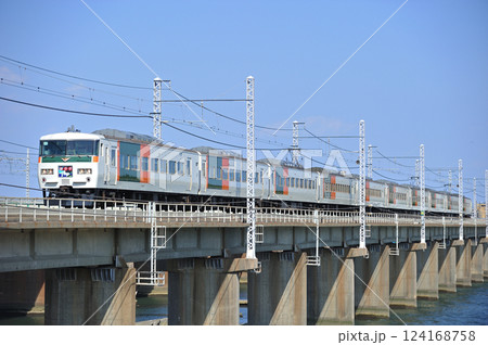 東海道本線 茅ヶ崎-平塚 JR東日本 185系 A4編成(大宮) 踊り子 東海道本線 茅ヶ崎-平塚 JR東日本 185系 A4編成(大宮) 踊り子 124168758