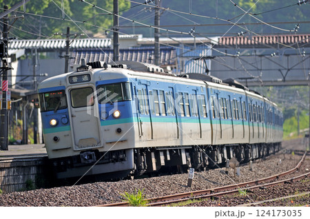 中央本線　上野原　JR東日本　115系　C8編成（長野） 124173035