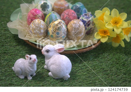 イースター イースター 124174739