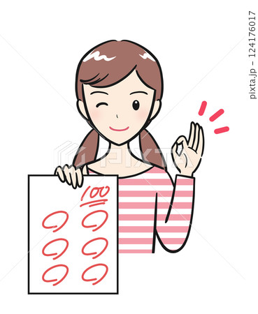 笑顔で100点を取ったテストを見せる小学生の女の子 笑顔で100点を取ったテストを見せる小学生の女の子 124176017