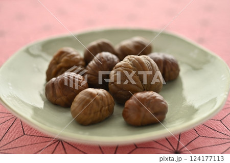 甘栗むいちゃいました 124177113