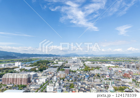 福岡県久留米市 晴天の久留米市の街並み 福岡県久留米市 晴天の久留米市の街並み 124178339