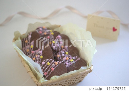 チョコレートクッキー チョコレートクッキー 124179725