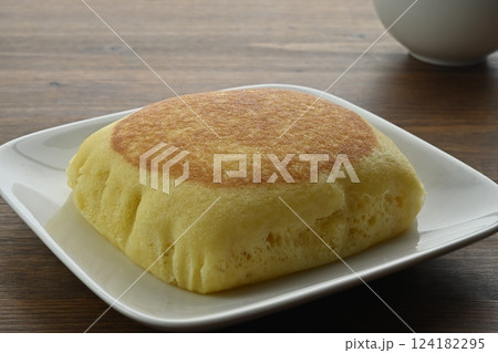 厚焼き玉子風蒸しぱん 124182295