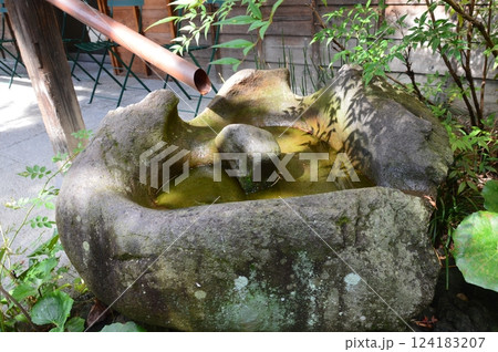 手水石（長野県上高井郡小布施町） 124183207