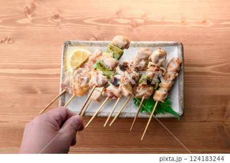 焼きたての焼き鳥　（ もも 　ネギマ ） 124183244