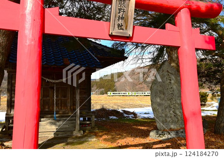 遠野遺産と釜石線の列車(キハ100系) 遠野遺産と釜石線の列車(キハ100系) 124184270