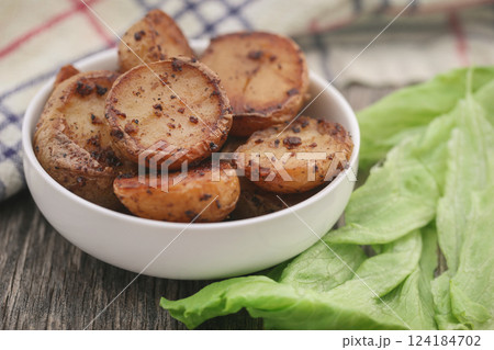 Roasted potatoes 124184702