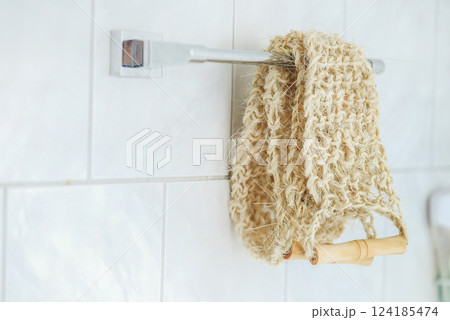 Body scrubber Body scrubber 124185474