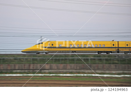 東海道新幹線 小田原-新横浜 JR東海 923形0番台 T4編成(東京) ドクターイエロー 東海道新幹線 小田原-新横浜 JR東海 923形0番台 T4編成(東京) ドクターイエロー 124194963