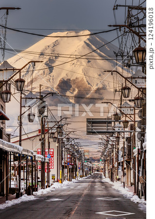 富士山と電線 Mount Fuji and power lines a World Heritage 124196018