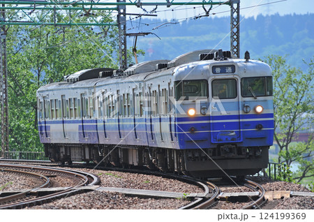 上越線 北堀之内-小出 JR東日本 115系 N7編成(新潟) 上越線 北堀之内-小出 JR東日本 115系 N7編成(新潟) 124199369