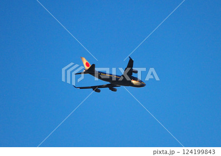 新千歳空港　政府専用機　B747-400　20-1101　B20-1102 124199843