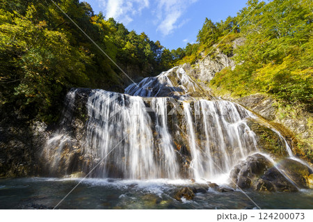 紅葉の白山白川郷ホワイトロード・姥ヶ滝 紅葉の白山白川郷ホワイトロード・姥ヶ滝 124200073