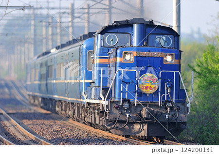 千歳線　島松－北広島　JR北海道　DD51-1143（函館）+14系+24系（札幌）　はまなす 124200131