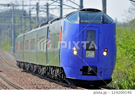 千歳線　島松－北広島　JR北海道　キハ261系1000番台　ST-1203編成　スーパーとかち 124200140