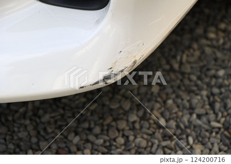 車の傷 車の傷 124200716