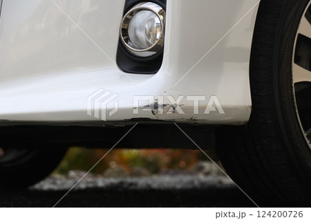 車の傷 車の傷 124200726
