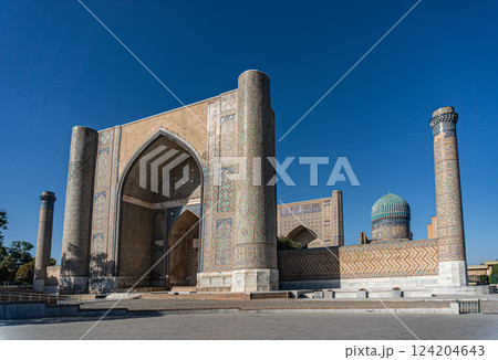 Bibi Khanum Mosque. Samarkand, Uzbekistan. Bright sky, sunny day. No people. Bibi Khanum Mosque. Samarkand, Uzbekistan. Bright sky, sunny day. No people. 124204643