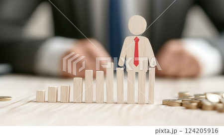 資産拡大を視覚化する木製の棒グラフ 資産拡大を視覚化する木製の棒グラフ 124205916