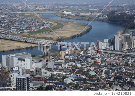 江戸川、京成電鉄国府台駅付近、市川市アイ・リンクタウン展望台より 124210821