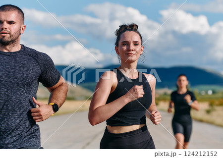 Preparation of the athletic team for the Athletic Marathon Journey 124212152