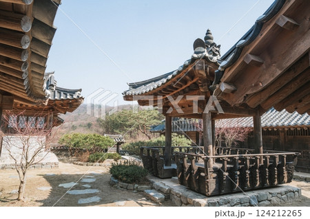 Ancient Korean Architectural Scenery on daytime Ancient Korean Architectural Scenery on daytime 124212265