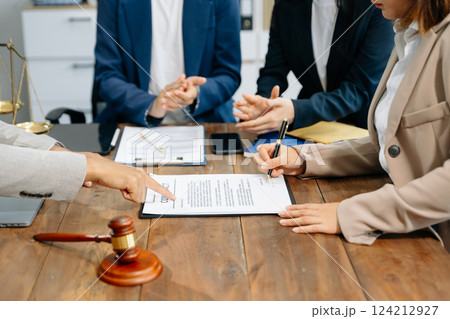 Business team and Male lawyer or judge consult having team meeting with client, Law and Legal services 124212927