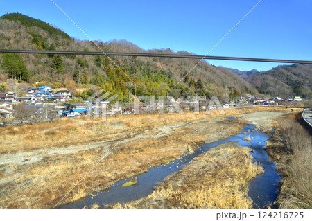 JR東海、身延線の芦川駅から落居駅までの車窓風景(2022年12月) JR東海、身延線の芦川駅から落居駅までの車窓風景(2022年12月) 124216725