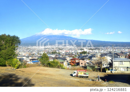 JR東海、身延線の沼久保駅から西富士宮駅までの車窓風景(2022年12月) 124216881