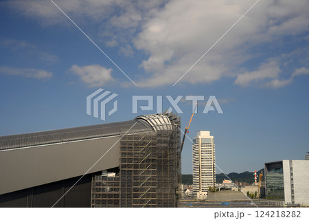 神戸港ベイエリア風景-2 124218282