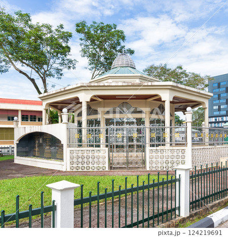 Raja Ayang Mausoleum showcases Brunei's rich history and architecture in Bandar Seri Begawan Raja Ayang Mausoleum showcases Brunei's rich history and architecture in Bandar Seri Begawan 124219691