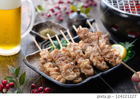 焼き鳥　（ 鶏皮　皮串 ）塩味 124221227