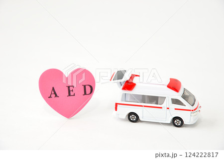 AED ハート 救急車 イメージ 124222817