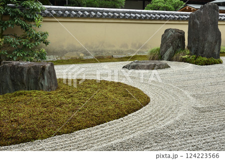 大徳寺塔頭　龍源院　一枝坦(京都市北区) 124223566