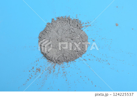 Zinc powder is a chemical element with the symbol Zn and atomic number 30. Zinc powder is a chemical element with the symbol Zn and atomic number 30. 124225537