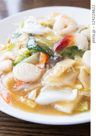 美味しい餡かけ五目焼きそば 124228622