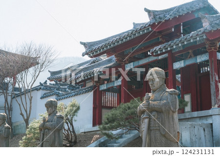 Ancient Korean Architectural Scenery on daytime Ancient Korean Architectural Scenery on daytime 124231131