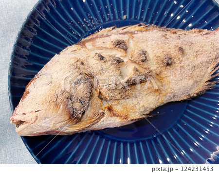 鯛の塩焼き 縁起の良い魚の塩焼き 鯛の塩焼き 縁起の良い魚の塩焼き 124231453