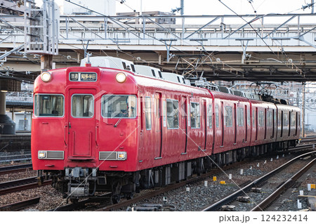 名鉄　普通　知多半田　6000系　最古参 124232414