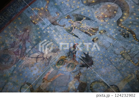 スペイン・サラマンカ大学の古代星座図 124232902