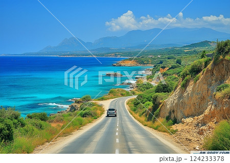 海岸沿いの道路 124233378