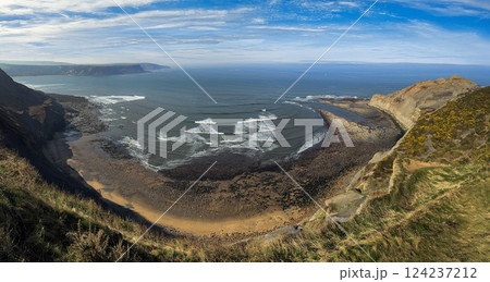 Kettleness Bay on the North Yorkshire coast - England 124237212