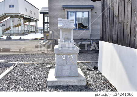 早春の北海道七飯町で郷宝神社(さとのたから神社)の風景を撮影 早春の北海道七飯町で郷宝神社(さとのたから神社)の風景を撮影 124241066