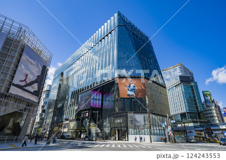 数寄屋橋交差点の風景 有楽町や東急プラザを望む 東京都 数寄屋橋交差点の風景 有楽町や東急プラザを望む 東京都 124243553