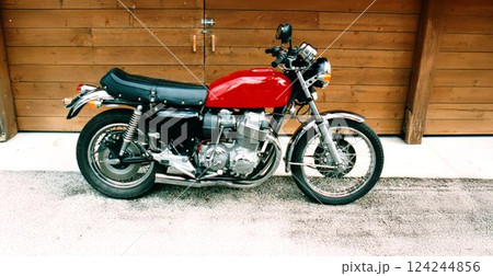 ヨンフォア仕様のバイク ヨンフォア仕様のバイク 124244856