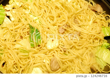 家で作る料理の過程 124246716